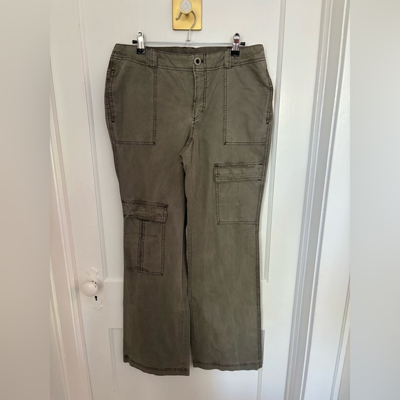Free People Size 8 Drop Waist Cargo Pants - Picture 6 of 7
